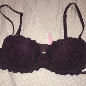 VICTORIAS SECRET PINK MAROON LACE BRA NEVER WORN